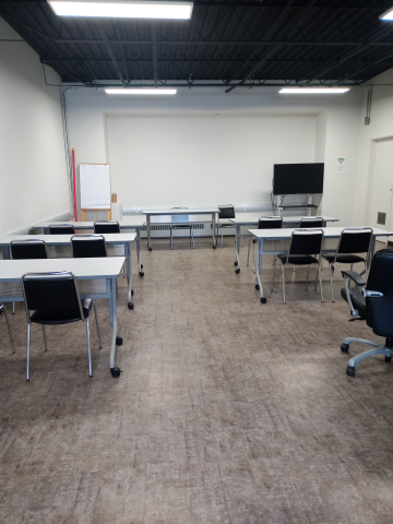 Mezzanine space with tables and chairs